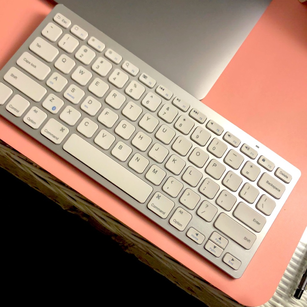 Lightweight Portable Bluetooth Keyboard